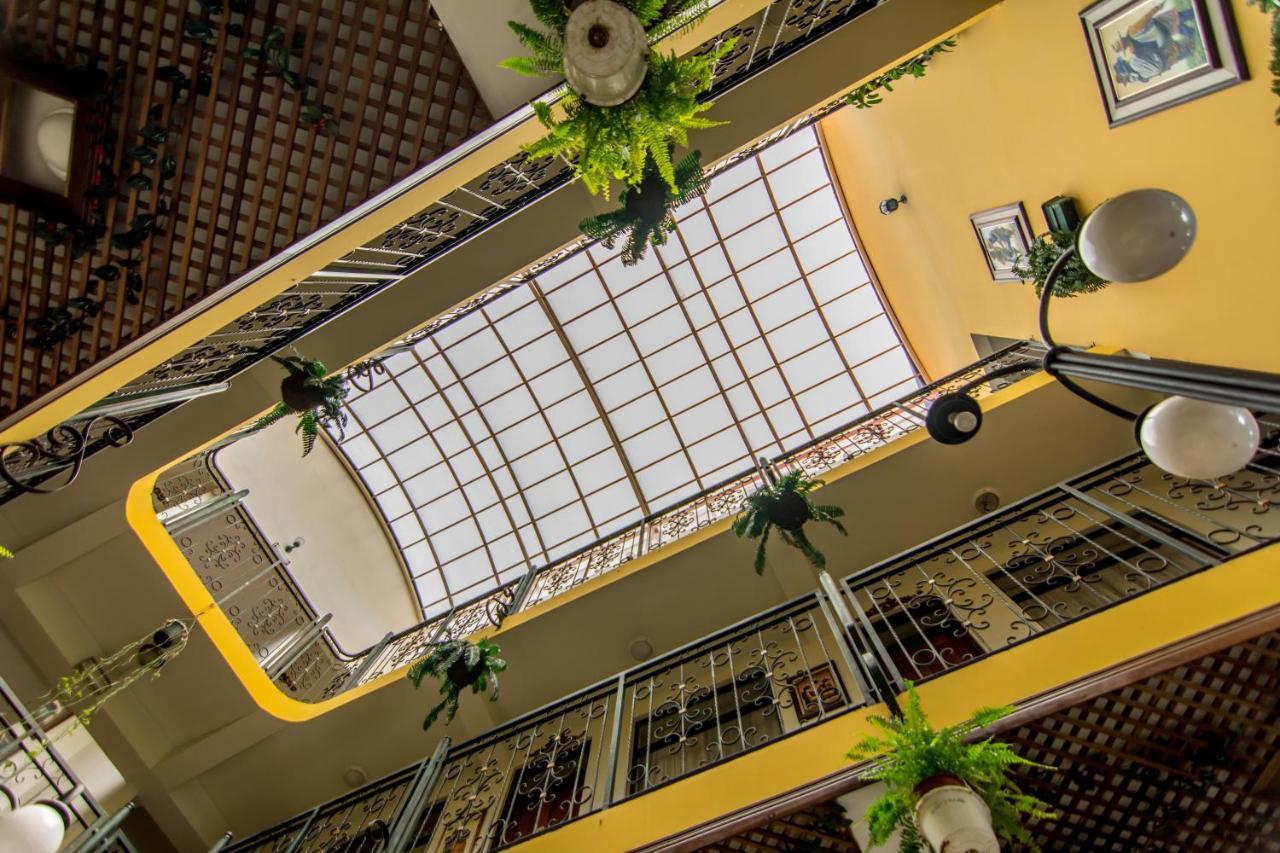 Hotel Amon Real Costa Rica San Jose  Exterior photo